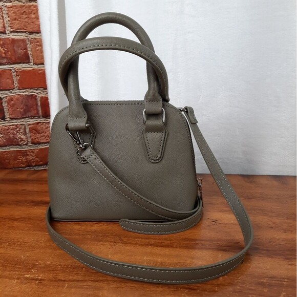 Steve Madden Green Satchel with Structured Shape and Chain Detail - Picture 7 of 16